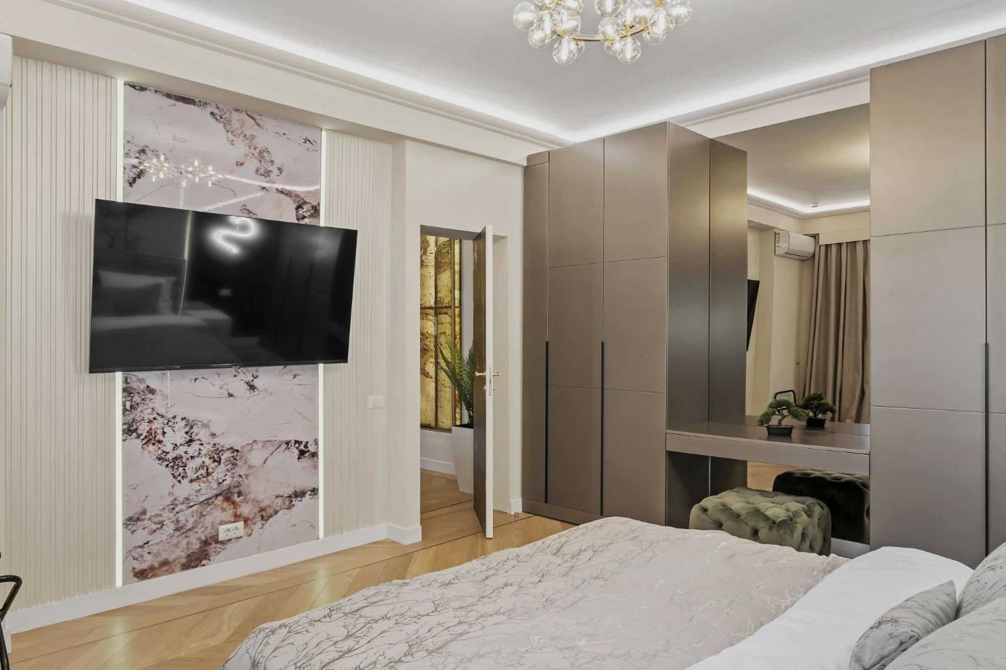 Central Two Rooms Apartment The Paradise Of Lights Bucureşti Exterior foto